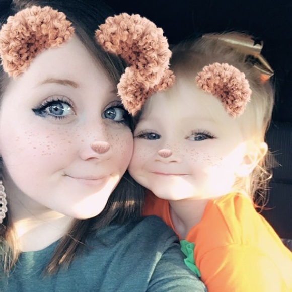 Meet your Posher, Lexie - Picture 1 of 1